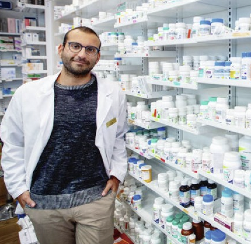 Pharmacists seek ability to prescribe for minor ailments.